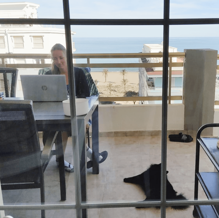anneloes workation front-end developer spanje jambo schipperke